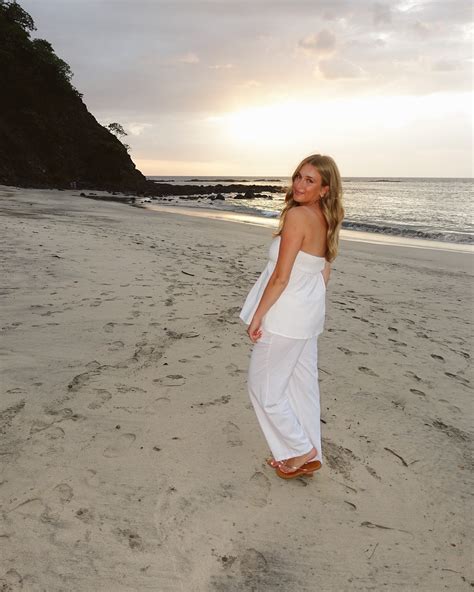 AVA COWAN (@_avacowan) • Instagram photos and videos