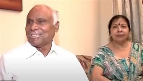 Chandan Prabhakar Wiki, Age, Wife, Children, Family, Biography & More ...