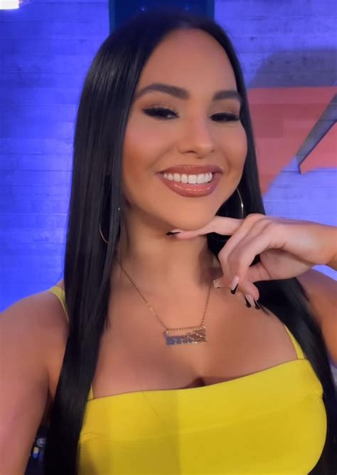 Siera Santos : r/HotSportsReporters