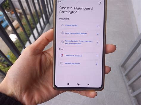 Ecco il portafoglio digitale: patente e tessera sanitaria sull’app IO