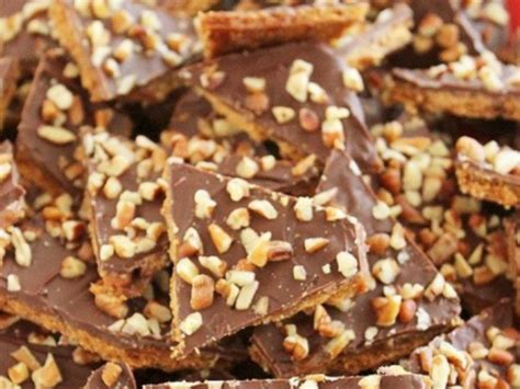 Chocolate Caramel Graham Crackers Recipe and Nutrition - Eat This Much