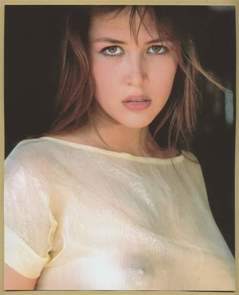 Sophie Marceau - Rare in person cut signature + Photo - Paris 90s by