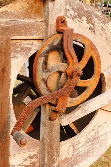 milling machine photograph  phalakon jaisangat pixels