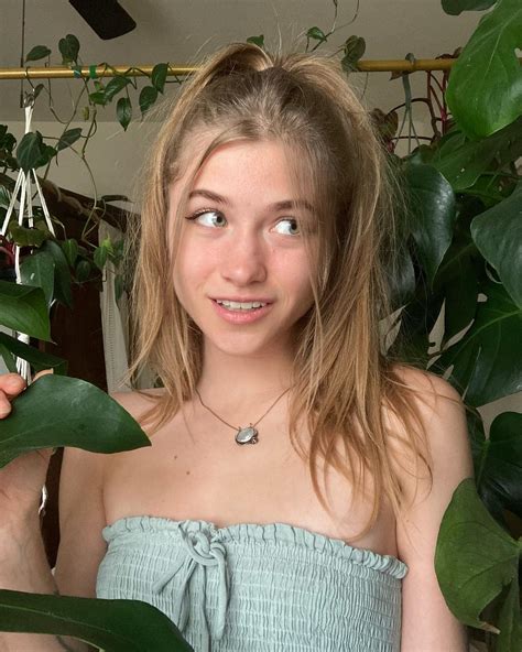 cherie lorraine 🌿 | the past versions of me walked so this girl could