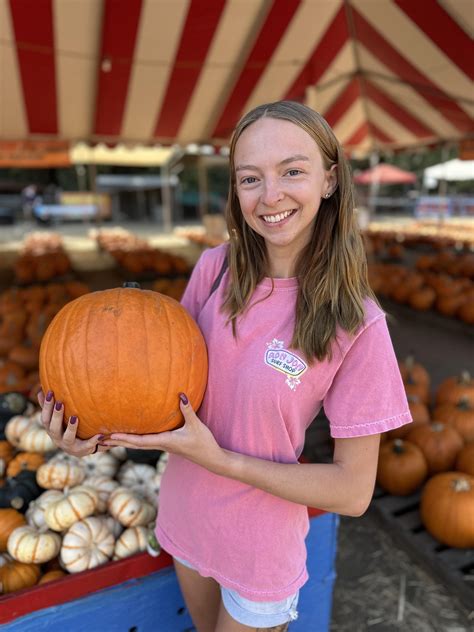 🎃Halloween Livestream this Sunday at 6:00 P.M. Pacific Time Zone⏰ on my