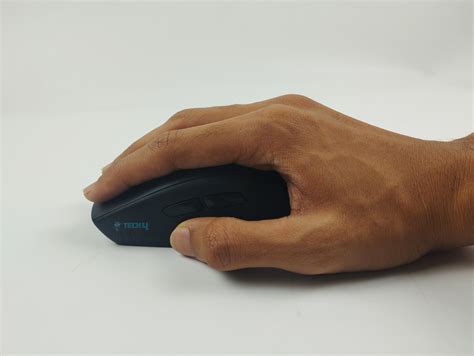 palm grip gaming mouse  tested techgamers