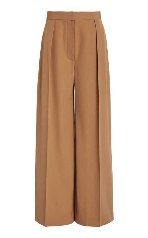 Pin by Rupan N on fashion fiesta | Fashion outfits, Fashion dresss