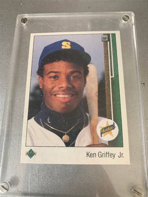 ken griffey jr topps rookie card 7