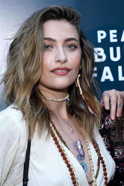 Paris Jackson lleva vestido de novia para Vogue | Vogue