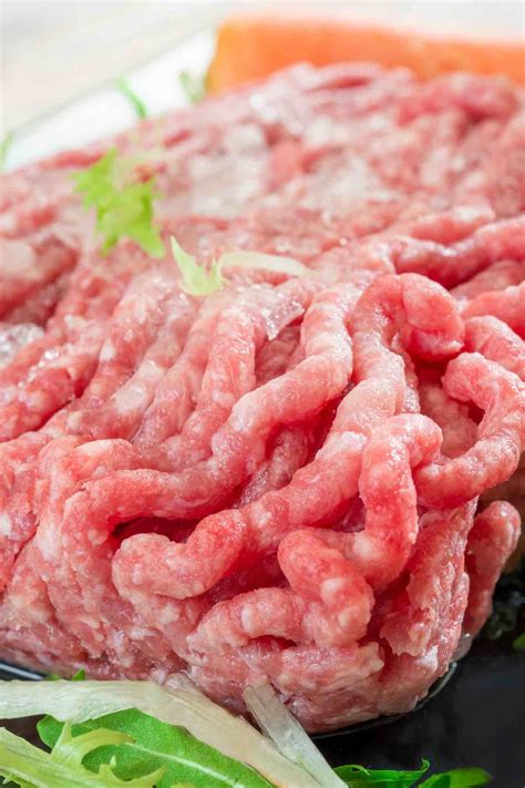 How to Defrost Ground Beef (4 Best Ways to Thaw Your Frozen Beef