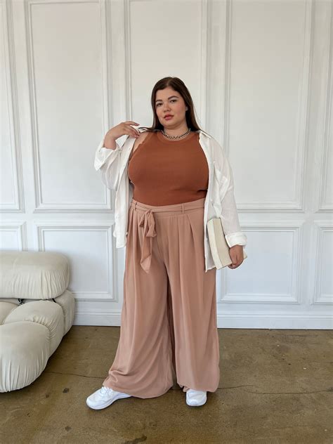 Plus Size Wide Leg Chiffon Pants – 2020AVE