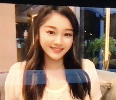 Not the best photo but she has a great smile : r/realasians