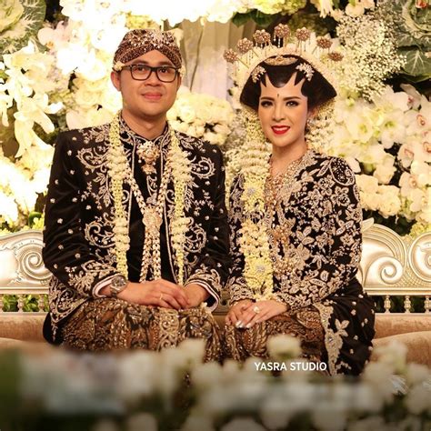 tradisional baju nikah adat jawa pakaian adat jawa tengah lengkap