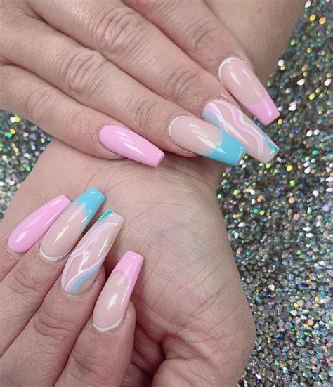 30 Gorgeous Pink and Blue Nails for 2025 – NailDesignCode