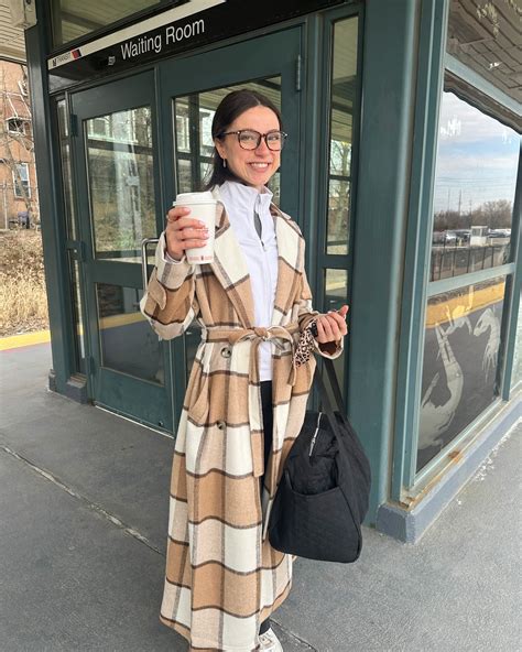 angie wood.™ (@angiee_wood) • Instagram photos and videos