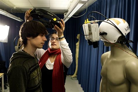 Body-swap illusion tricks mind | News, Sports, Jobs - Lawrence Journal