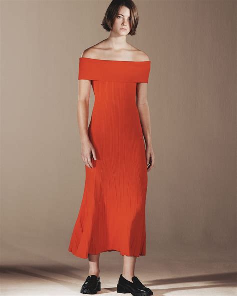 Self-Portrait Resort 2023 Fashion Show | The Impression