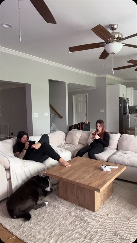 Instagram video by K𝚊𝚢𝚕𝚊 A𝚗𝚗 • Feb 7, 2025 at 6:48 AM