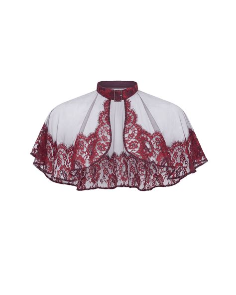 Demi Rose shows off her voluptuous curves in racy lace lingerie | Daily