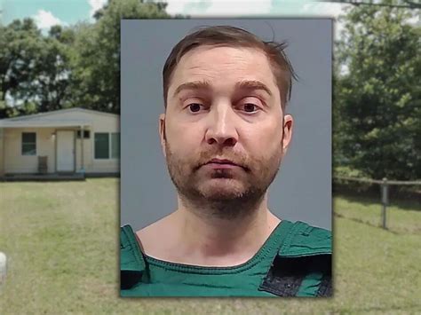 Sheriff: Man shot, stabbed his 70-year-old mother to death in Florida home