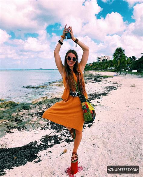 KARISSA DUMBACHER Feet - AZNudeFeet