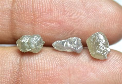 natural uncut diamonds