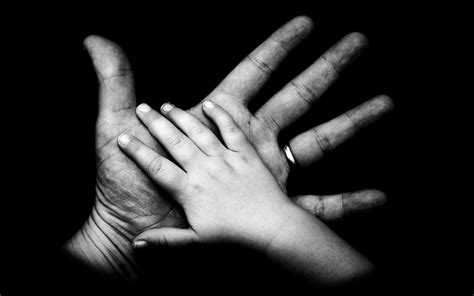 big hand small hand mac wallpaper  allmacwallpaper