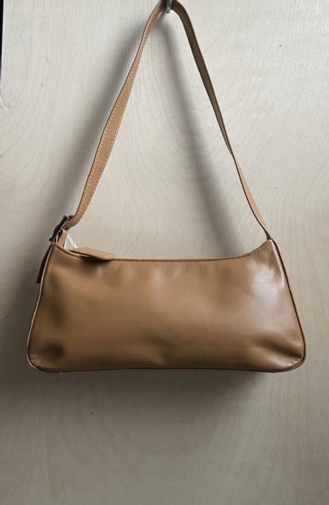 Багет сумка фото: Fendi и Mango, Prada, Vendetta и другие. С чем носить ...