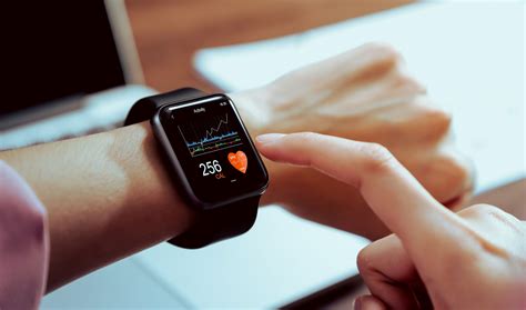 Smart wearables feature more health and safety applications | Global ...