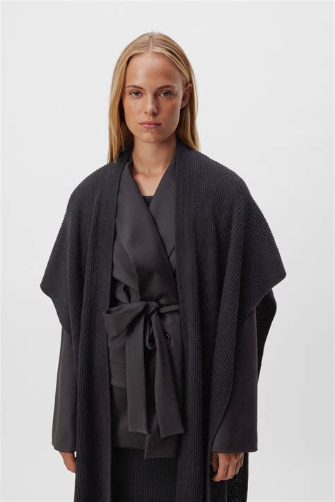 Women cardigan EVILYN in black from DRYKORN