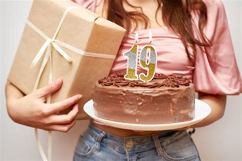 104+ идеи Что подарить девушке на 19 лет (в Примерах) и еще 19 ...