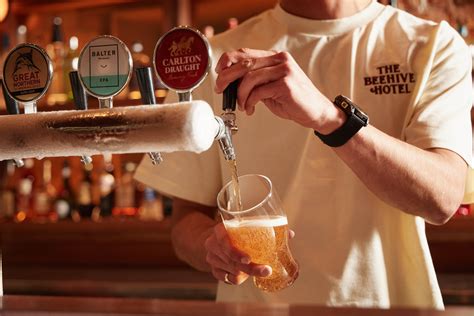 Our Pub Menu — The Beehive Hotel