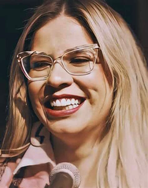 Marilia Mendonça De Oculos - Oculos Cristal Marilia Mendonca Haste Dourada| – Exclusivo Óculos Shop