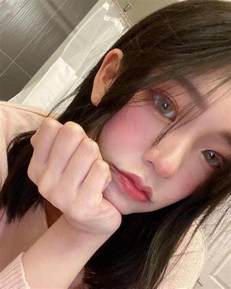 Miyoung | *OLD PIC* from august 2020 😔 I JUST WANT LONGER HAIR AGAIN. I