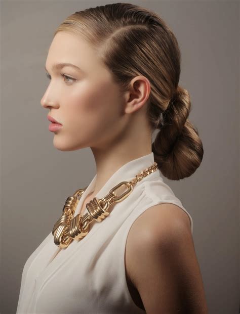 MAJOR MODEL WOMEN: Ali Collier by Damon Hall Booth