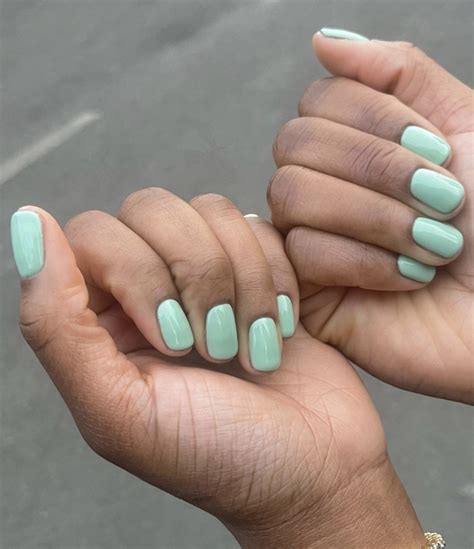 12 Gel-Nail Designs That Are Big News In Salons This Year | Who What Wear