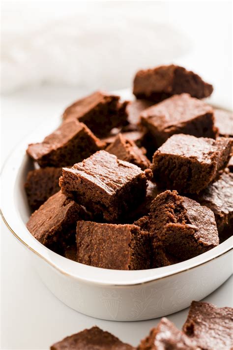 Classic Cakey Brownies - Cupcake Project