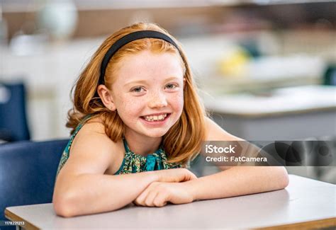 Diverse Kids In A Classroom Stock Photo - Download Image Now - 4-5 Years, 6-7 Years, 8-9 Years ...