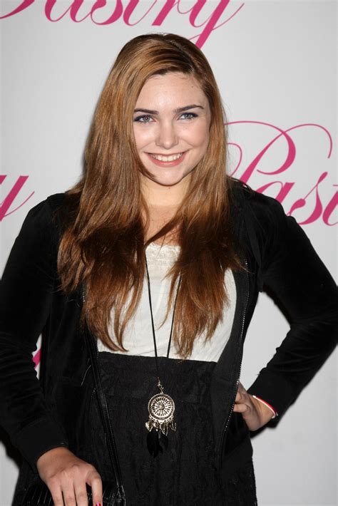 LOS ANGELES, JAN 19 - Julianna Rose arrives at Cody Simpsons 14th