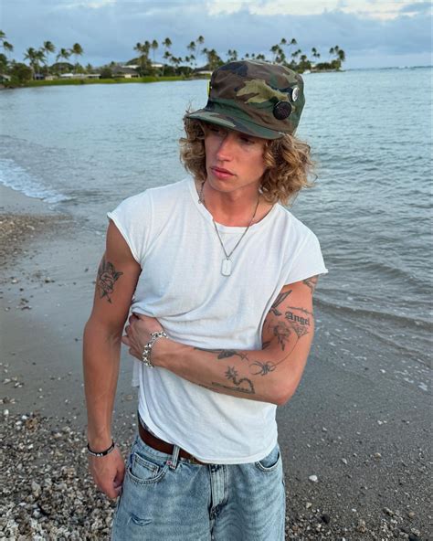 Jordan Huxhold (@jhuxhold) • Instagram photos and videos