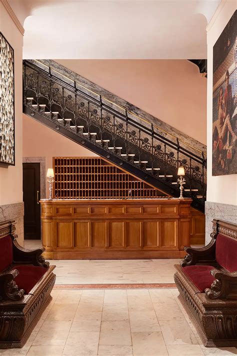 Chelsea Hotel NYC | Hotel chelsea nyc, Chelsea hotel, New york hotels