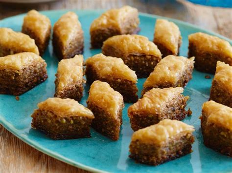 Food and Religion : Symbolism and Origins of Religious Food Traditions ...