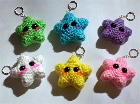 13 Super Cute DIY Crochet Keychain Ideas With Free Patterns - Crocht