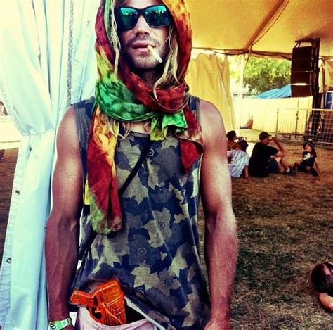 john jackson  ultimate snowboarder  life enjoyer riders