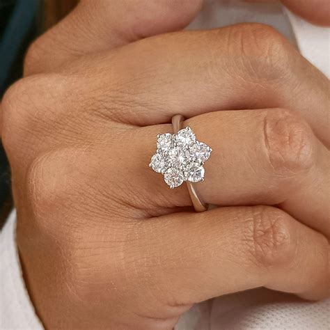 flower ring with diamond 1