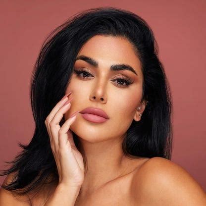 Huda Kattan Bio, Wiki, Age, Family, Height, Husband, Net Worth, Makeup ...