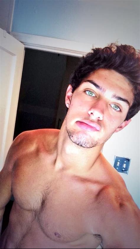 Steven Kelly (Steve_Kells) on Twitter | Steven, Kelly, Football girls