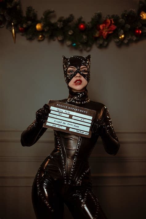 Catwoman (By stormborncat) : r/cosplaygirls