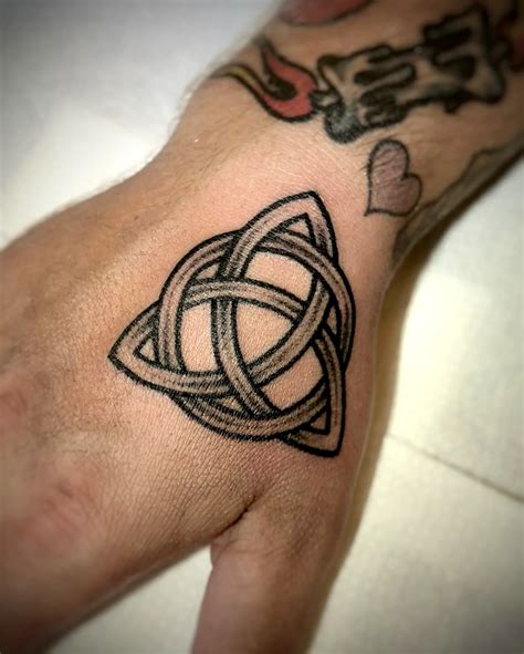 celtic knot tattoo design 7