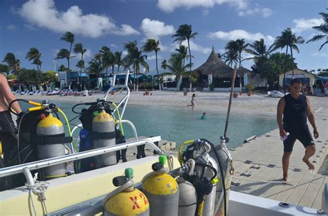 How is wreck diving in Aruba